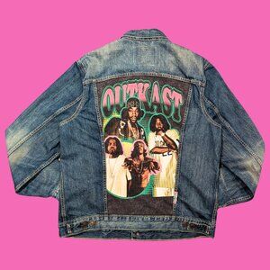 Outkast Upcycled T-Shirt, Levi's Denim Jacket Size XL for Men
